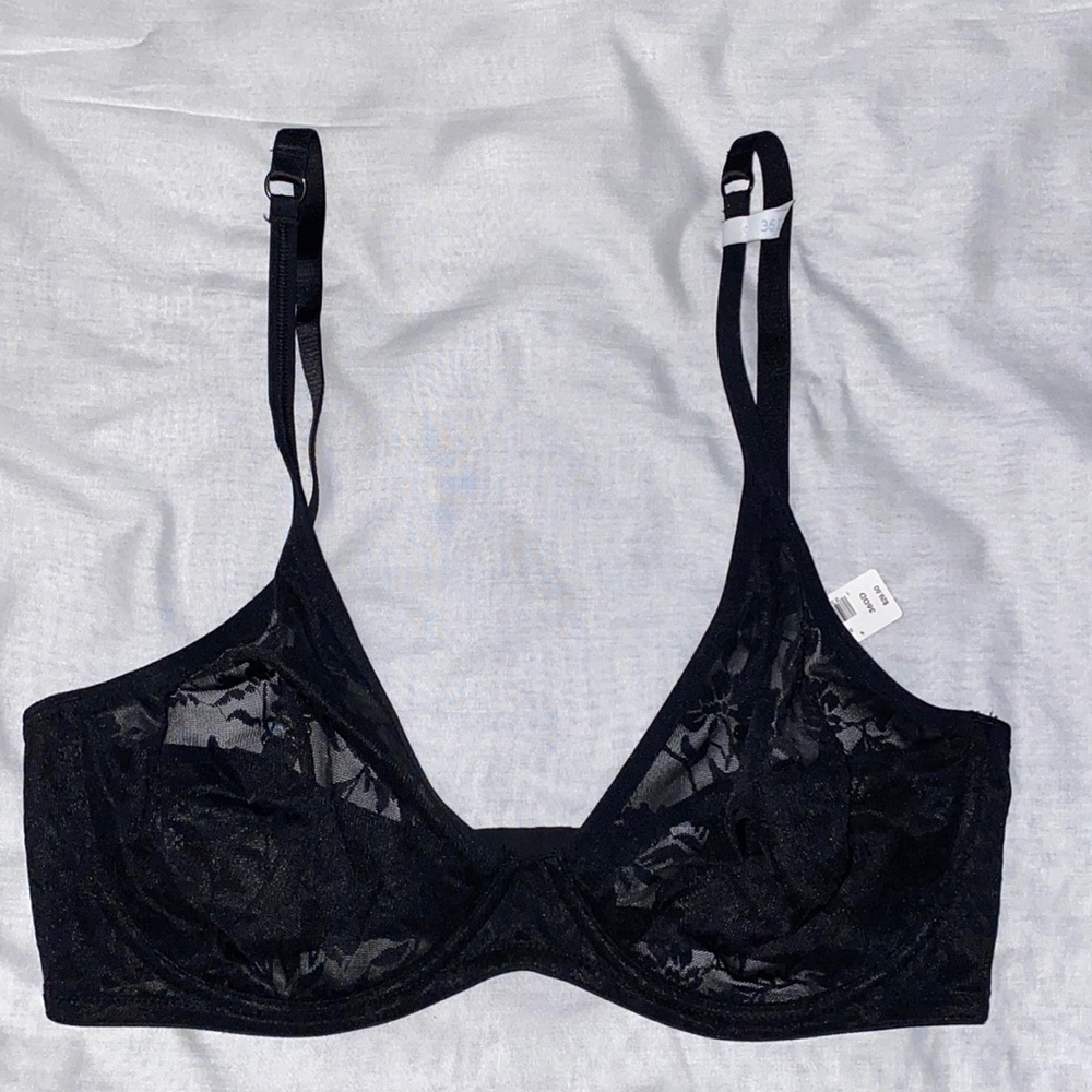 Love by Gap in sheer floral black pattern size 36DD.